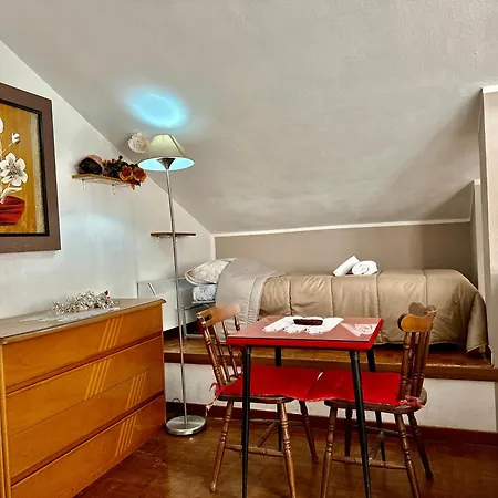 Apartment L'attichetto Con Aria Condizionata-centro *