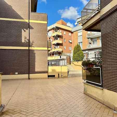 L'attichetto Con Aria Condizionata-centro Apartment *